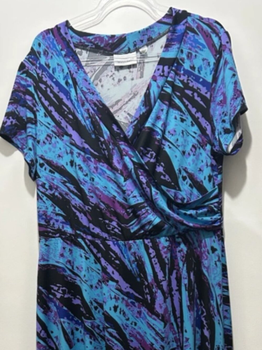 Avenue Multi-Color Dress Size 14/16